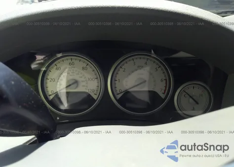 2008 Chrysler Town & Country Touring z USA, uszkodzony, nr VIN 2A8HR54P58R815513